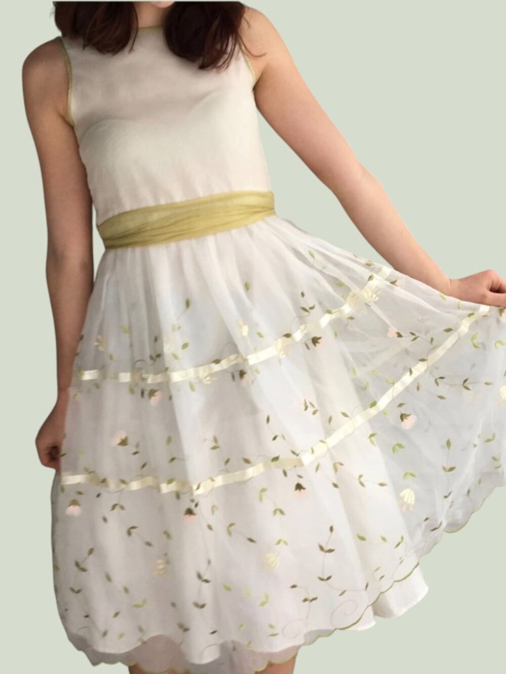 Vintage 1950s Ivory Sage Green Embroidered Party Dress Floral Tulle Wedding XS/S